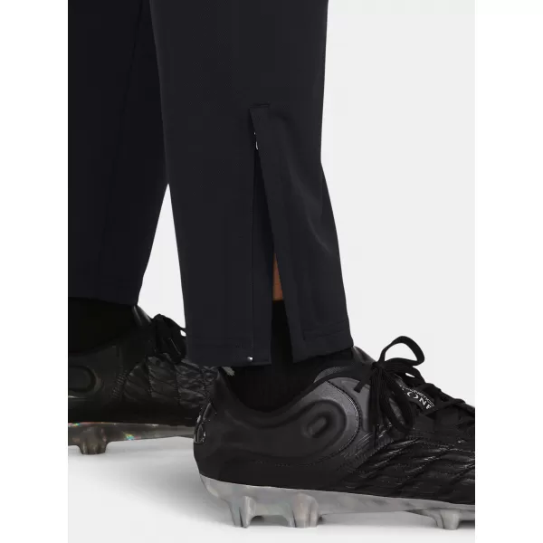  Мъжки спортен панталон UNDER ARMOUR UA M'S CH. PIQUE PANT 1382602-001 ЧЕРЕН 