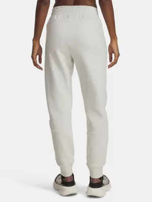 Дамски спортен панталон UNDER ARMOUR UNSTOPPABLE FLC JOGGER 1379846-110 БЯЛО