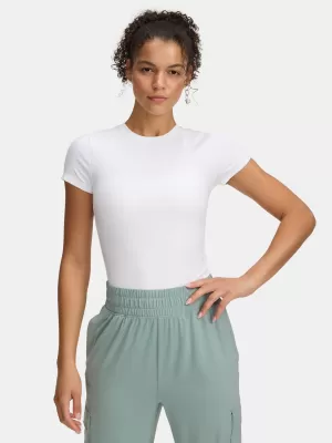 Дамска тениска UNDER ARMOUR MERIDIAN CORE SS 6000341-100 БЯЛО