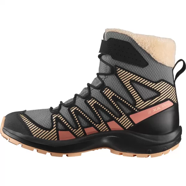  Детски обувки SALOMON XA PRO V8 WINTER WATERPROOF J КАЛАЕНО/ЧЕРНО/ПРАСКОВЕН МЪХ 
