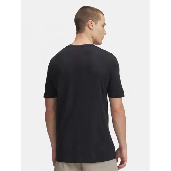  Мъжка тениска UNDER ARMOUR VANISH SEAMLESS NOVELTY SS 1388129-001 ЧЕРЕН 