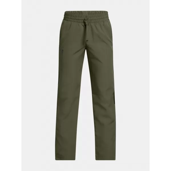  Спортен панталон за момче UNDER ARMOUR UA B RIVAL WVN PANT 1390155-390 ЗЕЛЕНО 