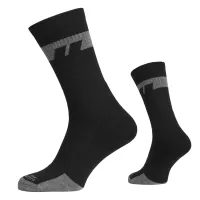 черен