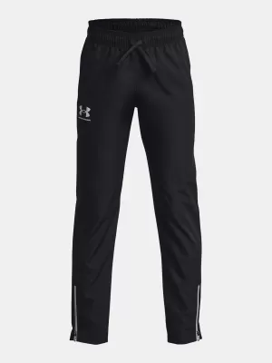 Панталони за момчета UNDER ARMOUR UA SPORTSTYLE WOVEN PANTS 1370184-001 ЧЕРЕН