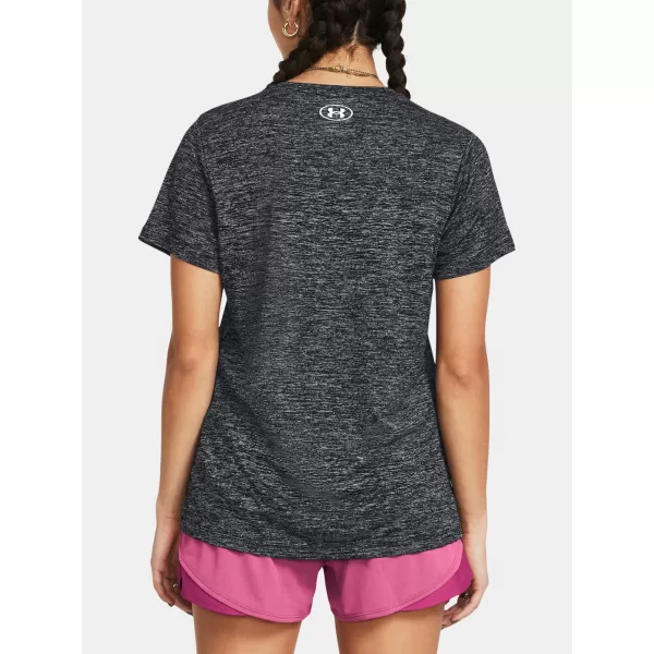  Дамска тениска UNDER ARMOUR TECH SSC- TWIST 1384230-001 ЧЕРЕН 