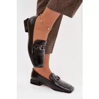 черен