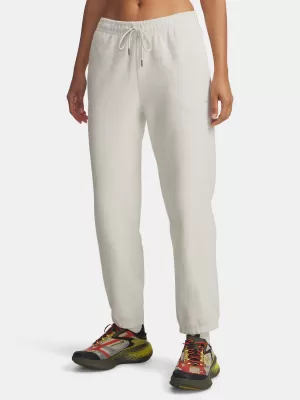 Дамски спортен панталон UNDER ARMOUR ICON TERRY VARSITY JOGGER 6004858-110 БЯЛО
