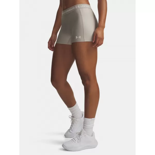  Дамски шорти UNDER ARMOUR HEATGEAR SHORTY 6010725-203 КАФЯВО 