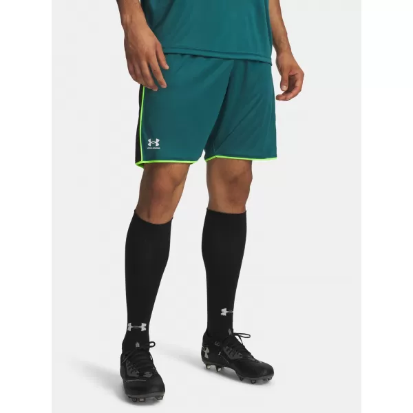 Мъжки шорти UNDER ARMOUR 6009896-338 ЗЕЛЕНО 