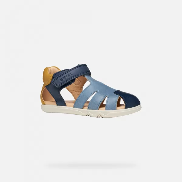  Сандали за момчета GEOX SANDAL STEPPIEUP B656PC000CLC0916 СИНЬО 
