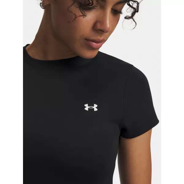  Дамска тениска UNDER ARMOUR MOTION FITTED SS EMEA 6012291-001 ЧЕРЕН 