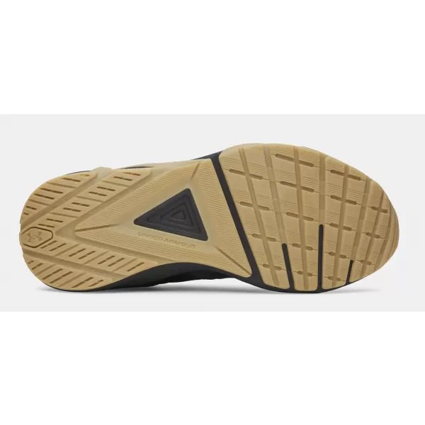  Мъжки обувки UNDER ARMOUR UA CHARGED COMMIT TR 5 СИВО 