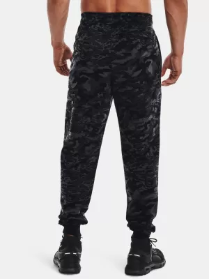 Мъжки спортен панталон UNDER ARMOUR RIVAL FLC CAMO SCRIPT JGR 1366313-001 ЧЕРЕН