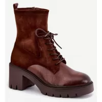 кафяво