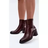 червен