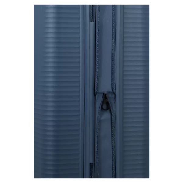  куфар TRAVELITE AIR STRIPE 4W S EXP НАВИЦИ 
