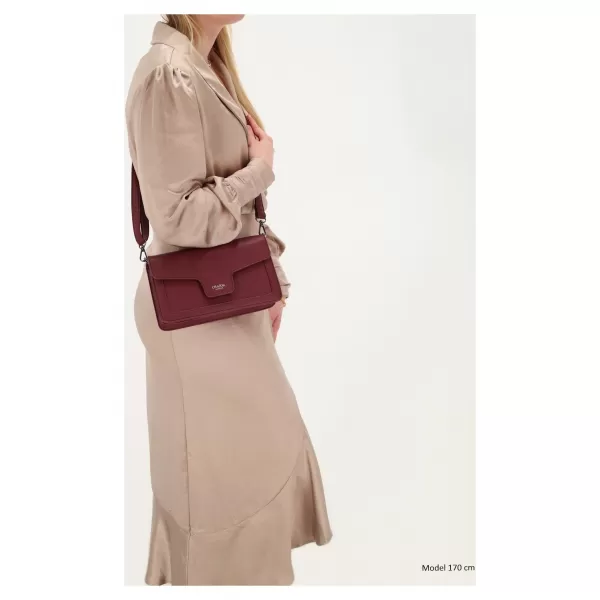  Дамска чанта CHARM LONDON Monaco W01440 Bordeaux red ЧЕРВЕНО БОРДО 