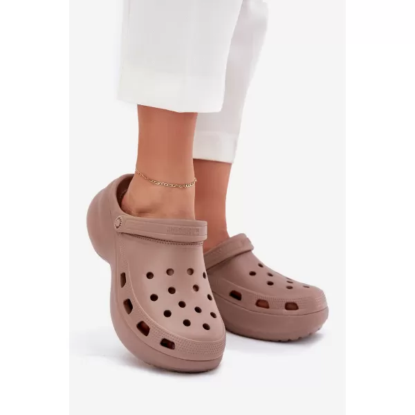  Дамски чехли BIG STAR SHOES RR274A121 БЕЖОВО 
