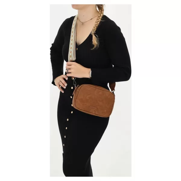  Дамска чанта BEAGLES Malaga W00613 Brown КАФЯВО 
