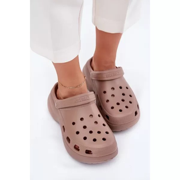  Дамски чехли BIG STAR SHOES RR274A121 БЕЖОВО 