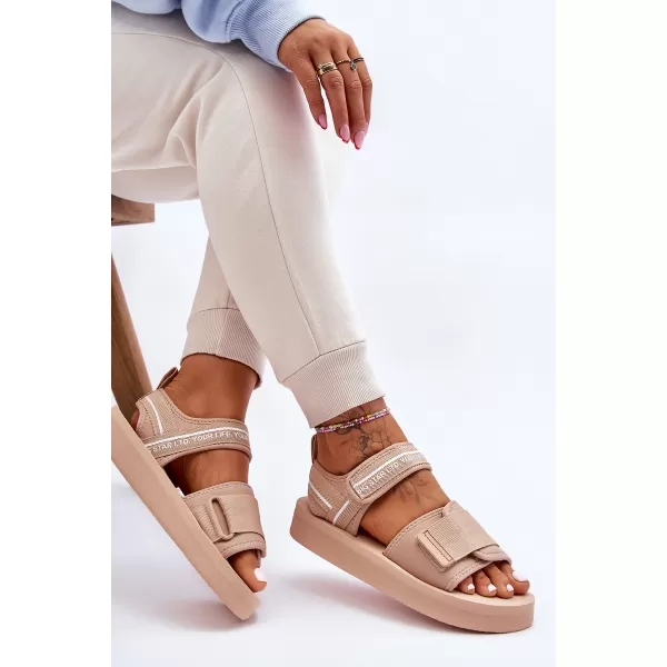  Дамски сандали BIG STAR SHOES LL274787 БЕЖОВО 