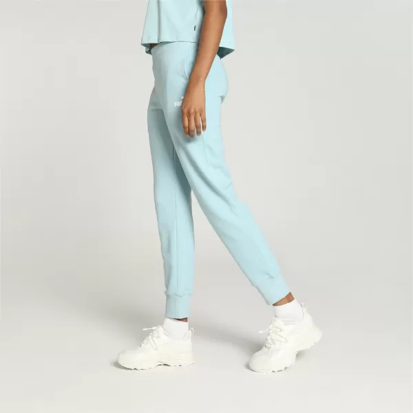  Дамски спортен панталон PUMA ESS SWEATPANTS 586843-23 СИНЬО 