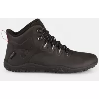 черен