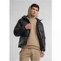 черен