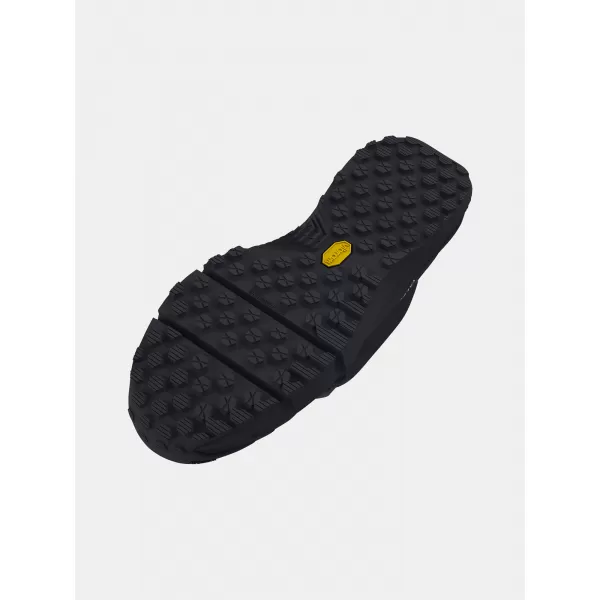 Мъжки обувки UNDER ARMOUR CHARGED VALSETZ MID 3027382-001 ЧЕРЕН 