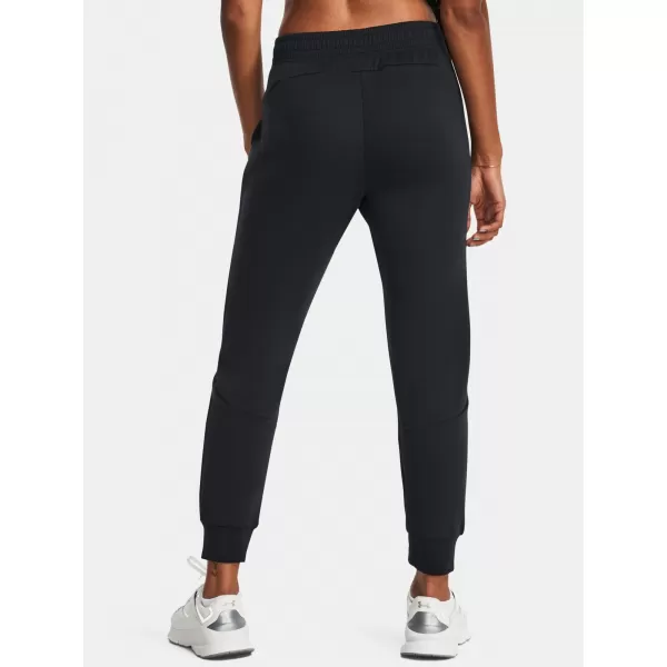  Дамски спортен панталон UNDER ARMOUR UNSTOPPABLE FLC JOGGER 1379846-001 ЧЕРЕН 