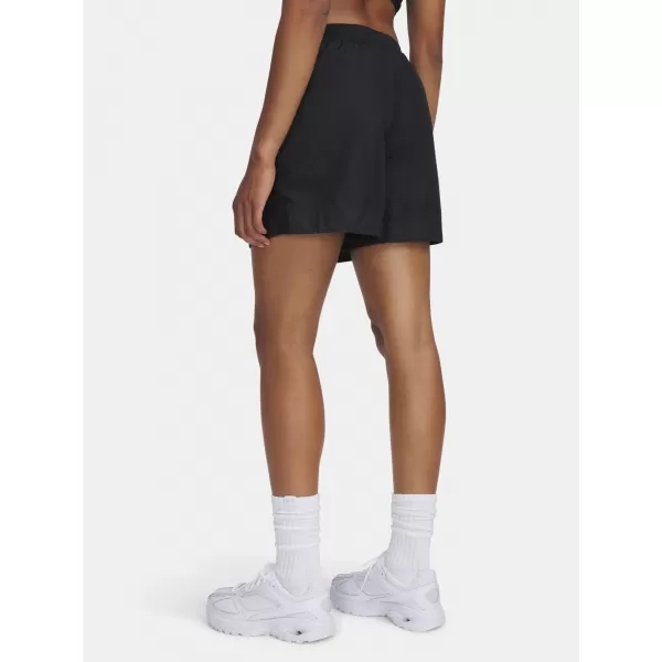 Дамски шорти UNDER ARMOUR UNSTOPPABLE UTILITY SHORT 1389667-001 ЧЕРЕН 