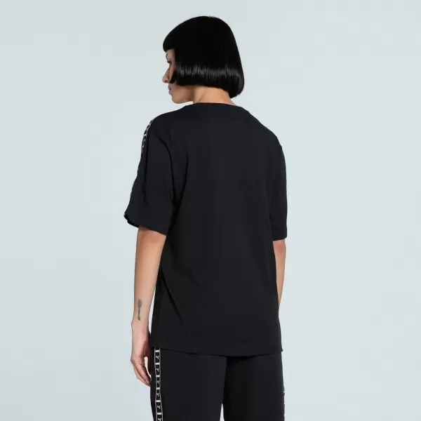  Риза PUMA ESS TAPE RELAXED TEE 685009-01 ЧЕРНО 