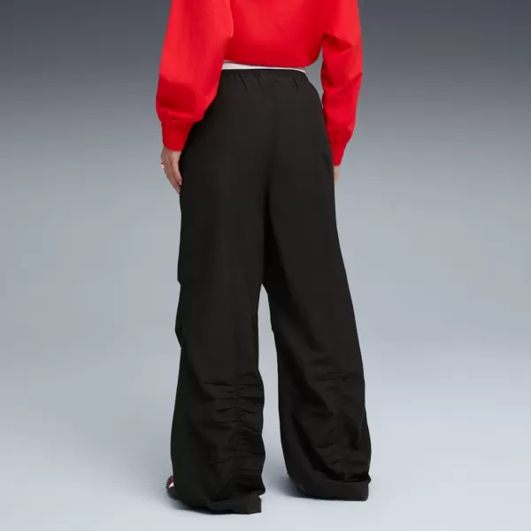  Дамски панталони PUMA WARDROBE ESS PARACHUTE WOVEN PANTS OP 632044-01 ЧЕРНО 