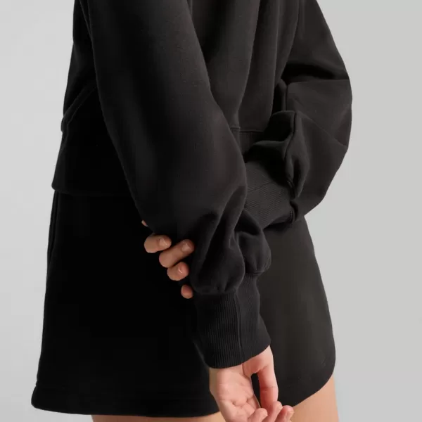  Дамска суитчър PUMA WARDROBE ESS RELAXED CROPPED HOODIE TR 629746-01 ЧЕРНО 